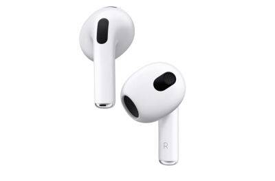 Family Sues Apple After AirPods BURST 12-Year-Old's Eardrum During Amber Alert! - perezhilton.com - Texas - city San Antonio, state Texas - Netflix