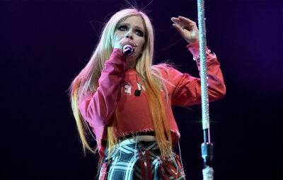 Avril Lavigne - Willow Smith - Love Sux - Avril Lavigne puts Canadian shows on ice over positive COVID-19 case “within the tour” - nme.com - Centre - Canada - county Halifax - county Bell - city Québec