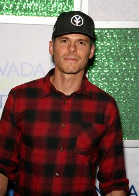 Granger Smith Praises 8-Month-Old Son Maverick’s Impressive Swimming Skills Following Late Son’s Drowning Accident - etcanada.com