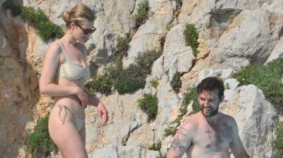 Alex Pettyfer - Toni Garrn - Alex Pettyfer & Wife Toni Garrn Bare Their Beach Bodies During Time Off in Cannes - justjared.com - France