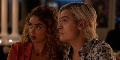 Dylan Sprouse - Sarah Hyland - Sarah Hyland & Dylan Sprouse Team Up to Help Keiynan Lonsdale in the Trailer for 'My Fake Boyfriend' - justjared.com