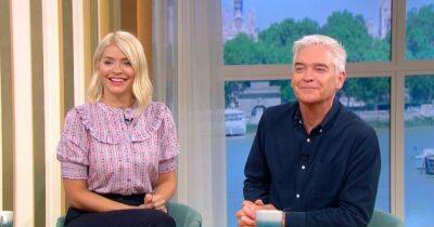 Holly Willoughby - Phillip Schofield - Carol Kirkwood - Gyles Brandreth - Holly Willoughby emotional as This Morning announces major move as show to air live from Buckingham Palace - manchestereveningnews.co.uk - Britain