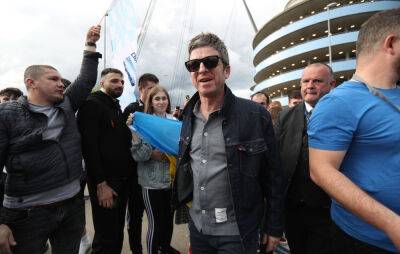 Ilkay Gundogan - Noel Gallagher - Noel Gallagher accidentally headbutted by Manchester City player’s dad during title celebrations - nme.com - Manchester - Germany
