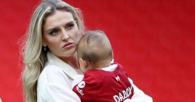 Alex Oxlade - Perrie Edwards - Perrie Edwards' adorable son Axel steals the show as he supports footballer dad Alex - ok.co.uk
