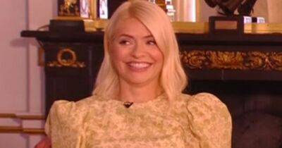 Holly Willoughby - Phillip Schofield - Alison Hammond - Gyles Brandreth - Phil Vickery - Sam Ryder - This Morning's Holly Willoughby looks 'absolutely perfect' after panicking at Buckingham Palace - manchestereveningnews.co.uk