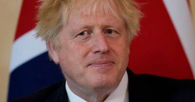 Boris Johnson - Sue Gray - Downing Street insiders say Boris Johnson condoned parties by 'grabbing glass for himself' and reveal 'wine time Fridays' - manchestereveningnews.co.uk