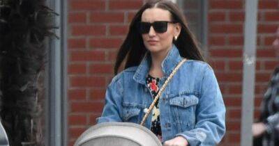 Catherine Tyldesley - Eva Price - Corrie's Catherine Tyldesley dons floral dress as she takes baby daughter for a walk - ok.co.uk - Manchester - county Price - Beyond