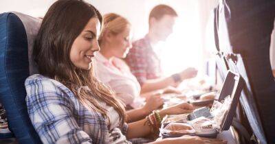 The best foods to eat when flying, according to an expert - www.dailyrecord.co.uk