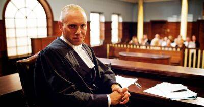 Vladimir Putin - Judge Rinder offers reward for AirPods return and says he won't press charges - ok.co.uk - Ukraine - Russia - Poland - county Hyde