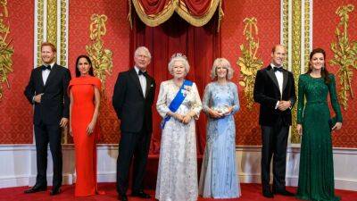 prince Harry - Meghan Markle - Kate Middleton - Elizabeth II - prince Charles - Prince Harry - Royal Albert - Jenny Packham - prince William - Queen Elizabeth Ii - Madame Tussauds London Reunites Meghan and Harry with Royal Family Ahead of Platinum Jubilee - etonline.com - Britain - California - county Hall - city London, county Hall
