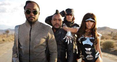 Official Chart Flashback 2009: Black Eyed Peas Boom Boom Pow their way to a Number 1 debut - www.officialcharts.com - Britain