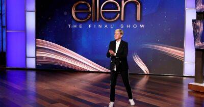 Portia De-Rossi - Ellen DeGeneres Tearfully Thanks Audience While Saying ‘Goodbye’ on Final ‘Ellen Show’ Episode: ‘I Hope’ I Made You Happy - usmagazine.com