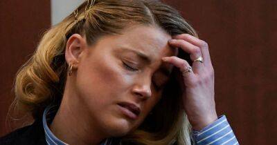 Johnny Depp - Amber Heard - Oonagh Paige Heard - Amber Heard sobs and says people threaten to 'put her baby in a microwave' amid court case - ok.co.uk