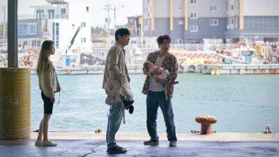 Cannes: Kore-Eda Hirokazu Says ‘Broker’ Is the Story of a Family of Choice - variety.com - South Korea - Japan - North Korea