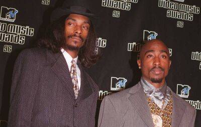 Snoop Dogg says he fainted when he saw Tupac in his final moments - www.nme.com