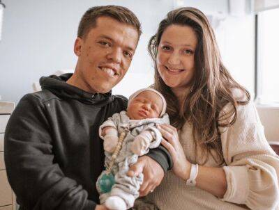 ‘Little People, Big World’ Stars Zach And Tori Roloff Open Up About Their Newborn Son Josiah’s Achondroplasia Diagnosis - etcanada.com