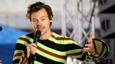 Steve Kerr - Harry Styles Partners With Everytown to Promote End to Gun Violence on North American Tour - thewrap.com - New York - USA - Texas - county Bay - state Golden - city Tampa, county Bay - county Uvalde