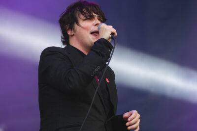 Gerard Way - My Chemical Romance - Milton Keynes - My Chemical Romance Fans Go Crazy For Band’s Huge Reunion Tour After They Release First New Music In 8 Years - etcanada.com - USA - Manchester - Dublin - Victoria, county Park