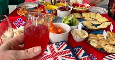 Budget Jubilee party spread cost £29.46 from Aldi, Home Bargains and Iceland and took less than an hour to sort - www.manchestereveningnews.co.uk - Iceland