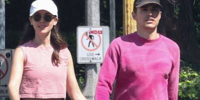 Dave Franco - Alison Brie - Dave Franco & Wife Alison Brie Match in Pink During a Morning Weekend Stroll - justjared.com - Los Angeles
