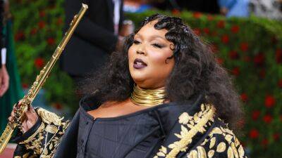 Lizzo Played the Flute in a Cut-Out Corset Dress on the 2022 Met Gala Red Carpet - www.glamour.com