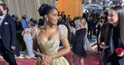 ‘Who is she?!’: Met Gala reporter wins praise for outdoing celebrities with her outfit - www.msn.com - New York - USA