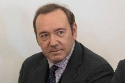 Kevin Spacey - Anthony Rapp - Rosemary Ainslie - Kevin Spacey Will ‘Voluntarily Appear’ In U.K. To Face Sexual Assault Charges - etcanada.com