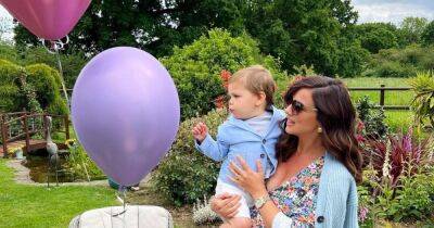 Lucy Mecklenburgh - Ryan Thomas - Lucy Fallon - Lisa Snowdon - Sam Faiers - Zoe Williams - Jessica Wright - Sam Faiers leads stars congratulating Lucy Mecklenburgh as she gives birth - ok.co.uk