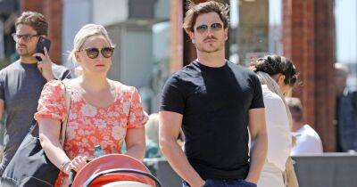 Gray Atkins - Toby-Alexander Smith - Tracy Metcalfe - Kimberly Walsh - Amy Walsh - Eastenders - Emmerdale's Amy Walsh and EastEnders' Toby Alexander Smith enjoy sunny stroll with baby - ok.co.uk - county Metcalfe