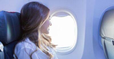 Three ways to combat in-flight skin dehydration, according to an expert - ok.co.uk