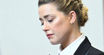Amber Heard 'has PTSD from sexual violence by Johnny Depp', libel trial hears - www.ok.co.uk