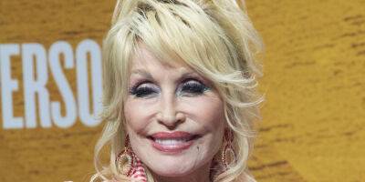 Dolly Parton Inducted into Rock & Roll Hall of Fame After Initially Rejecting Nomination - www.justjared.com