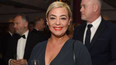 Now Lisa Armstrong's ready to elope with James - heatworld.com