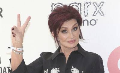 Sharon Osbourne Shares Covid Sick Bed Photo, Has A Word For The Virus - deadline.com - Britain