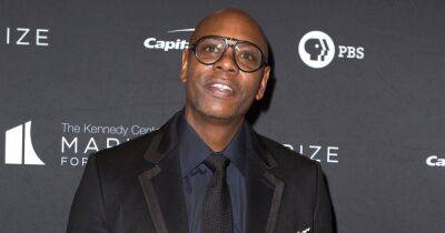 Celebrities React to Dave Chappelle Being Attacked by Netflix Festival Audience Member: Chris Rock, Howie Mandel and More - www.usmagazine.com - Los Angeles