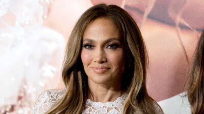 Jennifer Lopez - Jennifer Lopez Went Full Stevie Nicks in a Shaggy Knit Cardigan - glamour.com