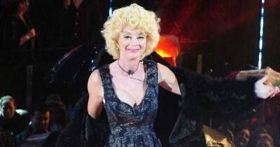 Lauren Harries storms off Channel 4's Naked Attraction after being called 'too old' - www.msn.com