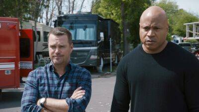 'NCIS: LA' Stars Credit the Fans for Helping Them Reach 300th Episode Milestone (Exclusive) - etonline.com - Los Angeles