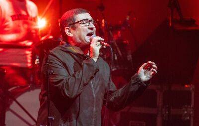 Paul Heaton is getting a round in at 60 pubs to celebrate his birthday - www.nme.com - Britain - Ireland
