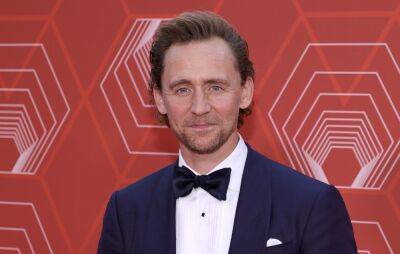 Tom Hiddleston hopes Loki coming out as bisexual was “meaningful” - www.nme.com