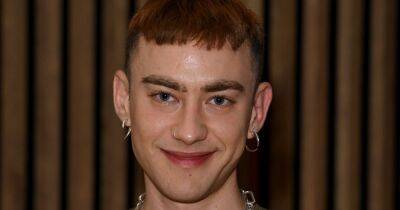 It's A Sin star Olly Alexander looks very different at TV BAFTAS with bleached eyebrows - www.ok.co.uk - county Baxter