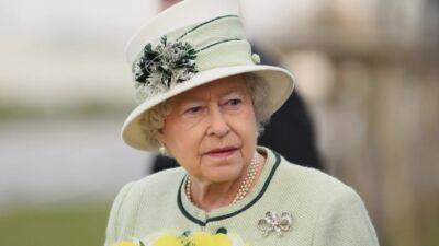prince Charles - Elizabeth Ii II (Ii) - Queen Elizabeth Ii - Queen Elizabeth Experiencing 'Episodic Mobility Problems,' Will Not Attend the Opening of Parliament - etonline.com - Ireland
