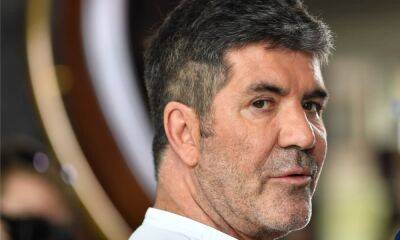 Simon Cowell - Sofia Vergara - Howie Mandel - celebrate queen Elizabeth - Simon Cowell confronted with AGT audition that divides audience and judges - hellomagazine.com - Italy