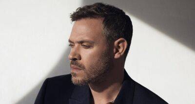 Will Young talks lost duets, longevity and Lil Nas X as he releases 20 Years: The Greatest Hits - www.officialcharts.com - Britain - Houston