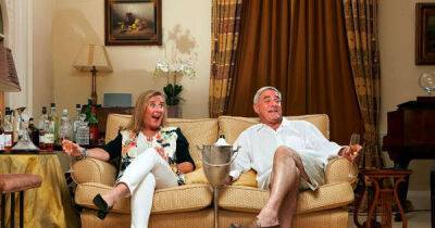 Where are the old Gogglebox families now? - www.msn.com