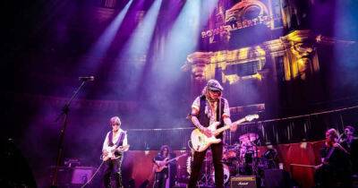 Johnny Depp and Jeff Beck to release joint album 18 - www.msn.com - Paris - county Wilson - city Sandra