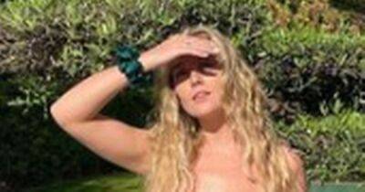 Perrie Edwards shows off washboard abs in bikini on holiday with son Axel - www.ok.co.uk