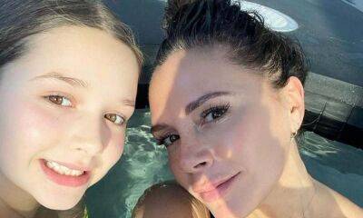 Sunkissed Victoria Beckham poses poolside with daughter Harper Seven - hellomagazine.com - Britain - county Harper - city Holland, county Park