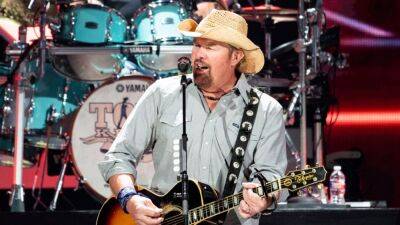 Toby Keith Reveals Stomach Cancer Diagnosis 'I Need Time To Breathe, Recover and Relax' - www.etonline.com
