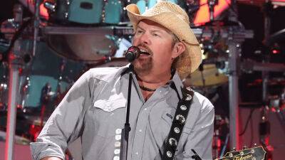 Toby Keith - Toby Keith reveals stomach cancer diagnosis; receiving 'chemo, radiation and surgery' - foxnews.com